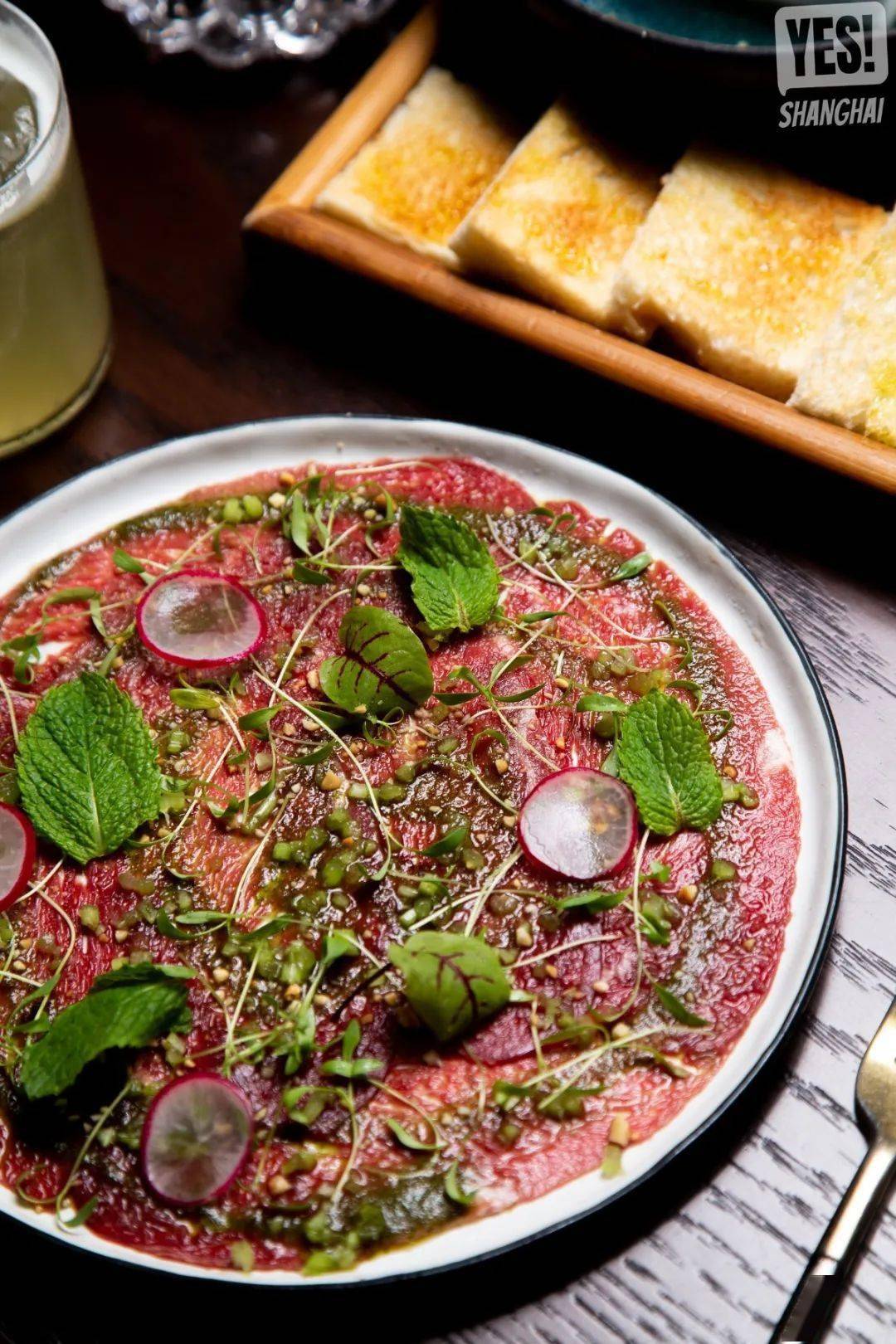 《锋味》冠军坐镇的「隐秘bar」,竟把live house玩出了新花样!