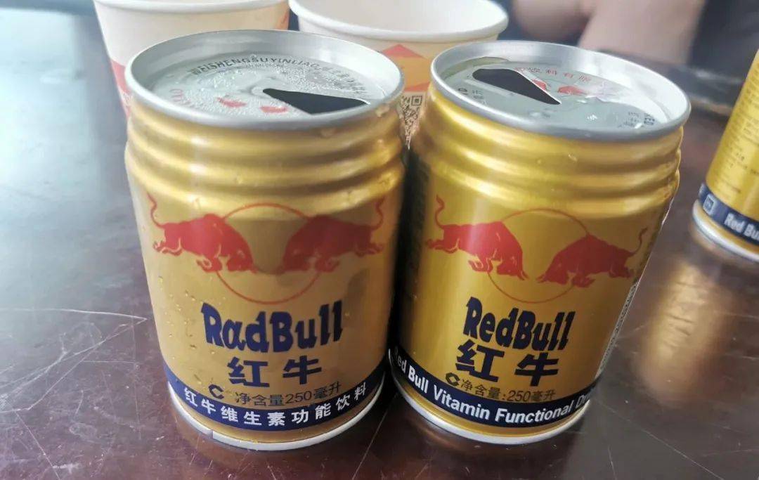 桥头惊现山寨红牛,相似的惊人!你喝过吗?