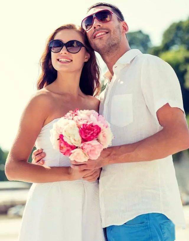 男人真爱你才会有的六个表现你家的他中了几个