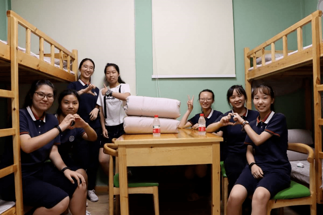 记宁波二中学子赴杭州湾青少年学生实践基地开展研学活动