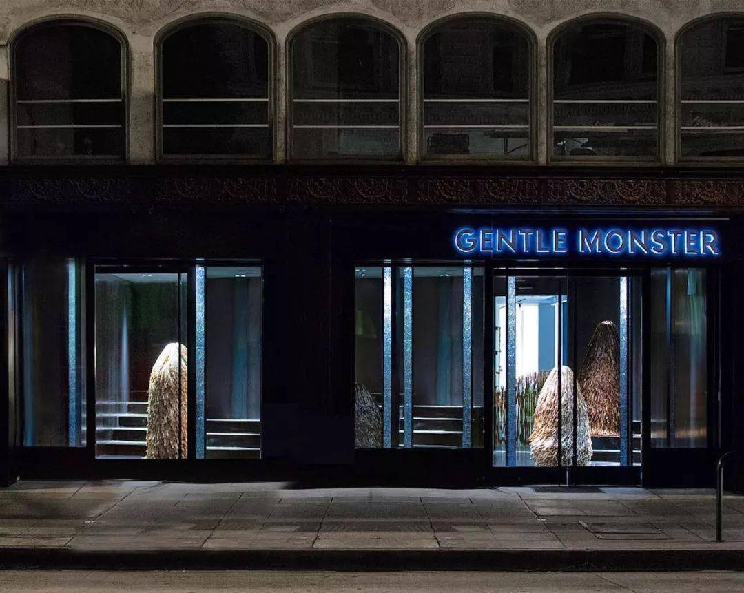 看GENTLE MONSTER怎样玩转实体店面_主题