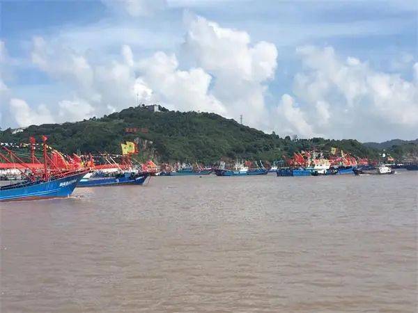 三面环海 一路美景_象山