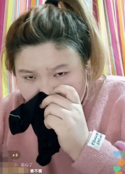 可爱的字幕  就变成了主人和宠物之间的相爱相杀  郭老师的郭言郭语和