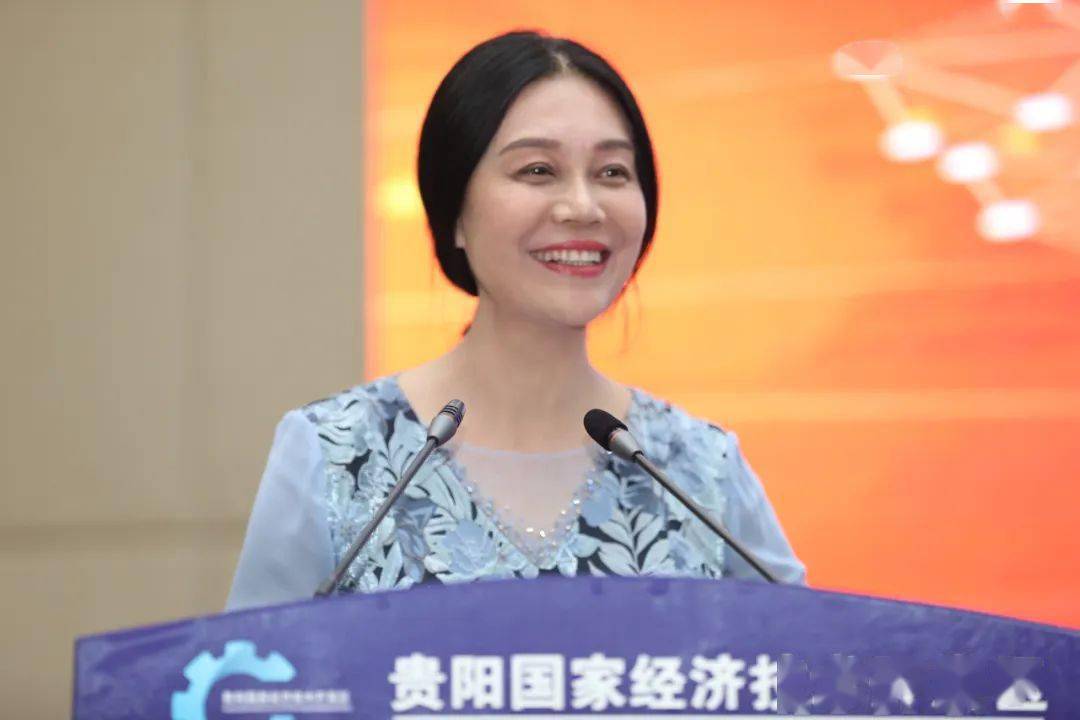 贵州省人力资源和社会保障厅党组成员,副厅长施长冬介绍贵州省人才