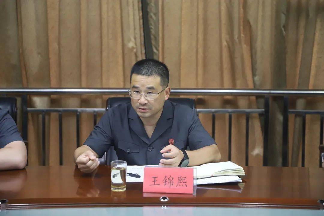 福鼎法院党组书记院长王锦熙带队前往点头镇督导扫黑除恶专项斗争工作