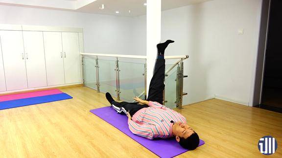 卧式拉筋每天1次顺畅全身打开膀胱经腰好腿好身体好