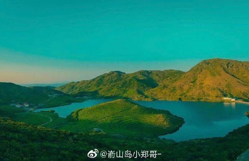 被誉为中国最美十大海岛,此生必去的海上天湖,这个南国天山藏着