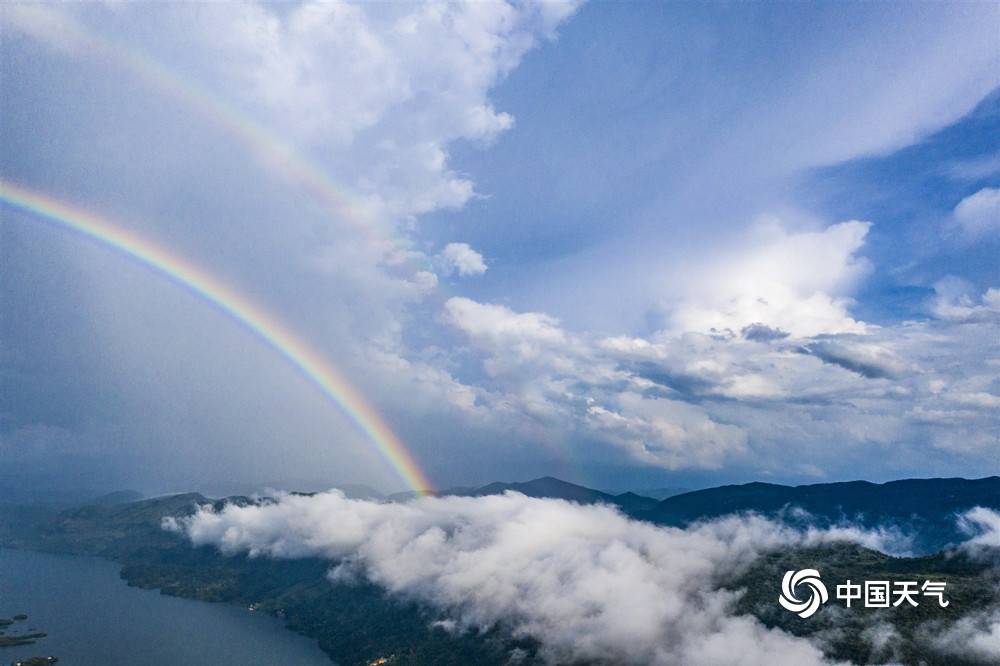 湖北黄石仙岛湖雨后现双彩虹_天气