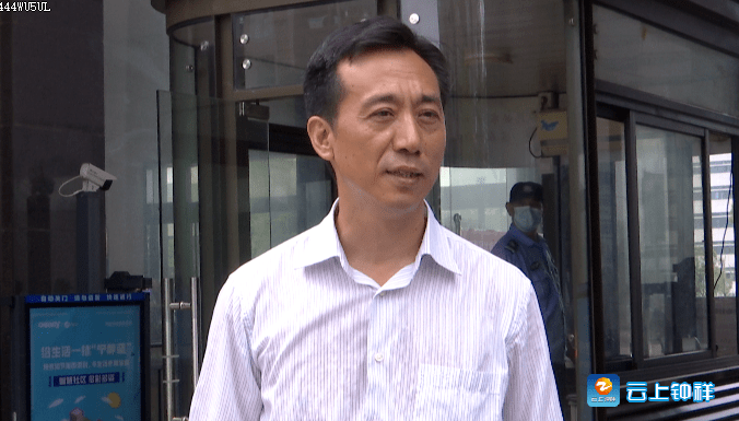 30日,市长郭志泉对城区老旧小区改造和平安智慧小区创建工作进行了