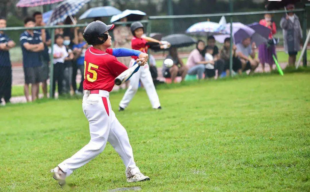 爱成都迎大运金牛棒球小子斩获双冠