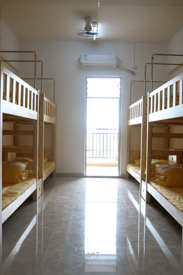 发展中的高端寄宿制学校