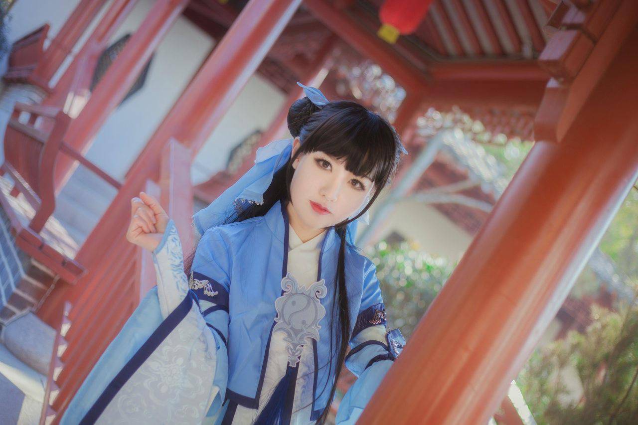 剑网三雪河咩萝cosplay
