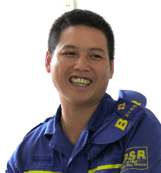 一线救援队员谢春松当时完全就没有考虑自己的安全问