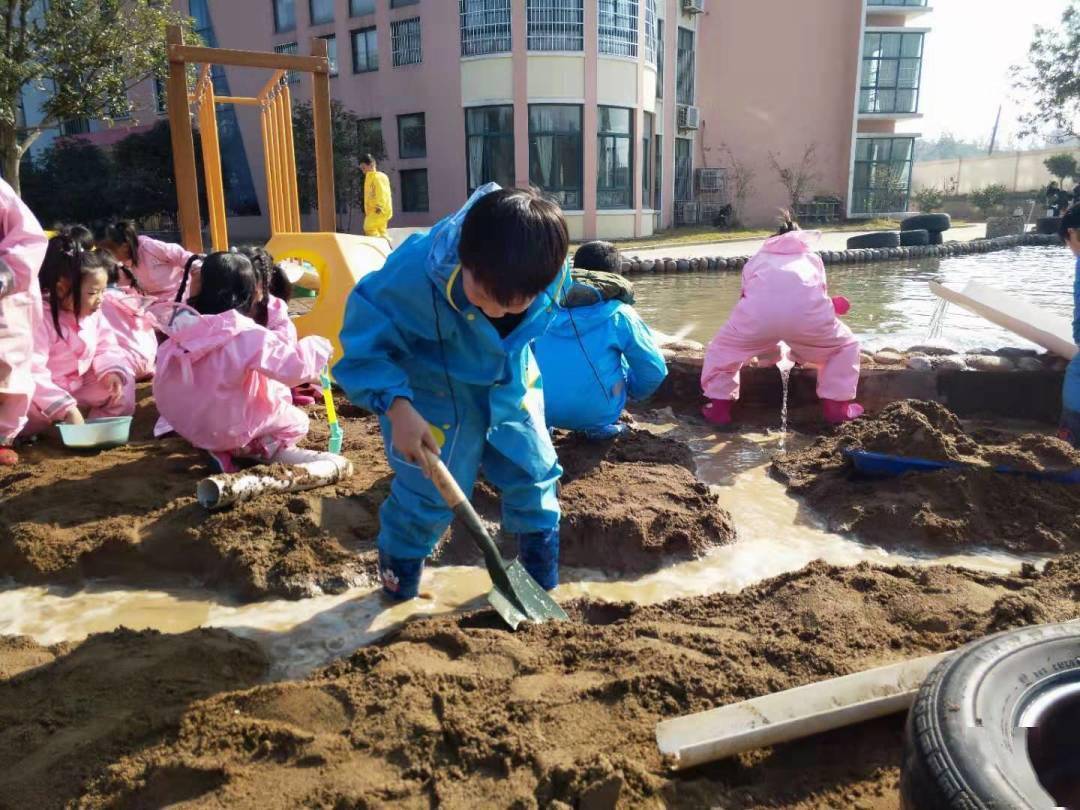 文章版權歸《幼兒教育·教育教學》所有; 歡迎轉發朋友圈 , 如需