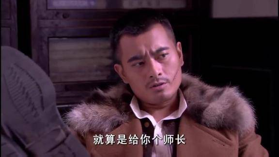 箭在弦上:吕良彪讽刺姜彦,营长是磕头磕出来的,可以说很形象了