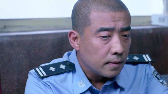 各个击破隐藏多年的蒋耀武暴露原来竟是因为他的胎记太过特殊