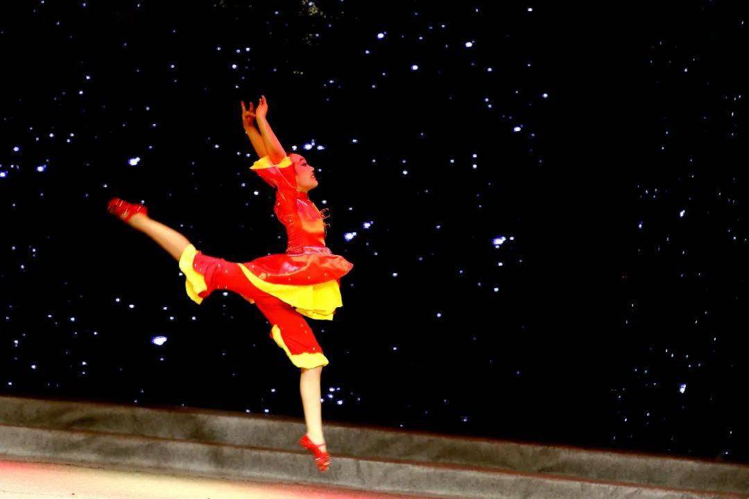 2020年七色花第一届舞林争霸赛精彩视频