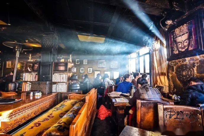 鲜活而真实的西藏在拉萨甜茶馆里