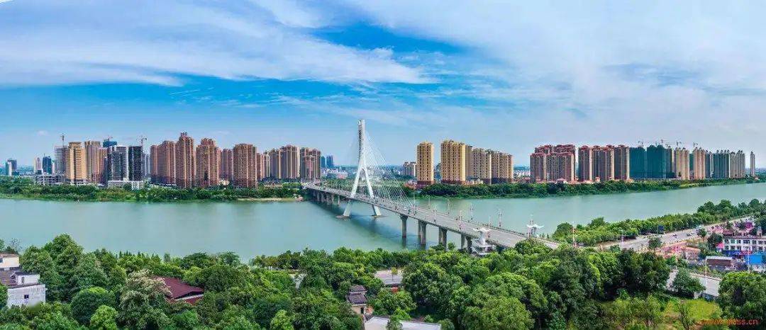 不必为学费发愁!鹰潭贫困高校学子可申请这些助学政策