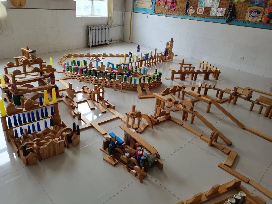 【园本教研】快乐搭建 创意无限——临朐中学幼儿园建构游戏观摩研讨