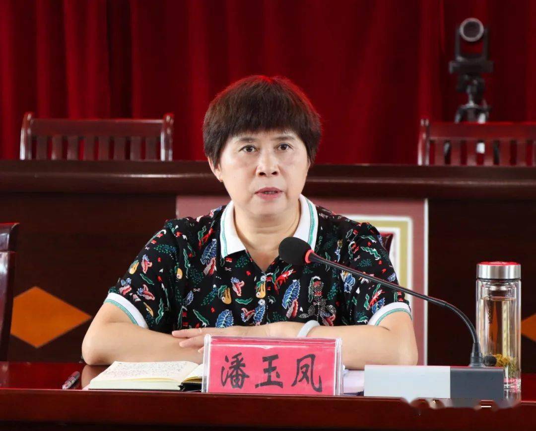 潘玉凤到从江县加勉乡开展帮扶宣讲活动