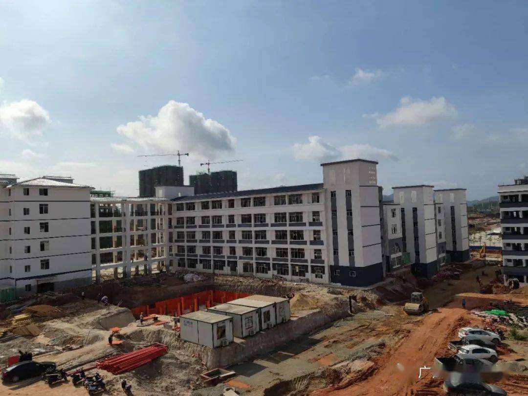 博白县中学书香校区(博白县第四高级中学)招生了!