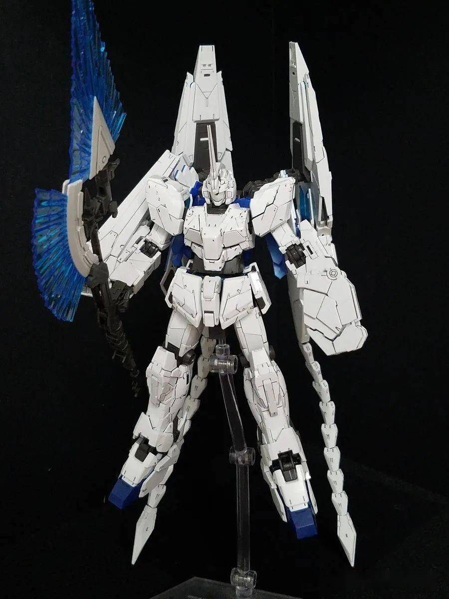 【万代8月 高达基地限定 rg 完美独角兽高达 开盒照与bd碟片版对比】