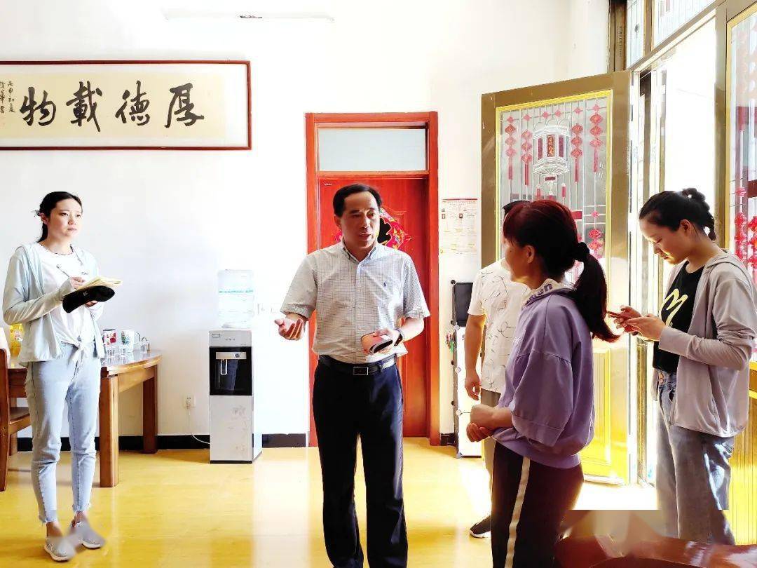 王启荣赴符离镇遍访督导脱贫攻坚工作