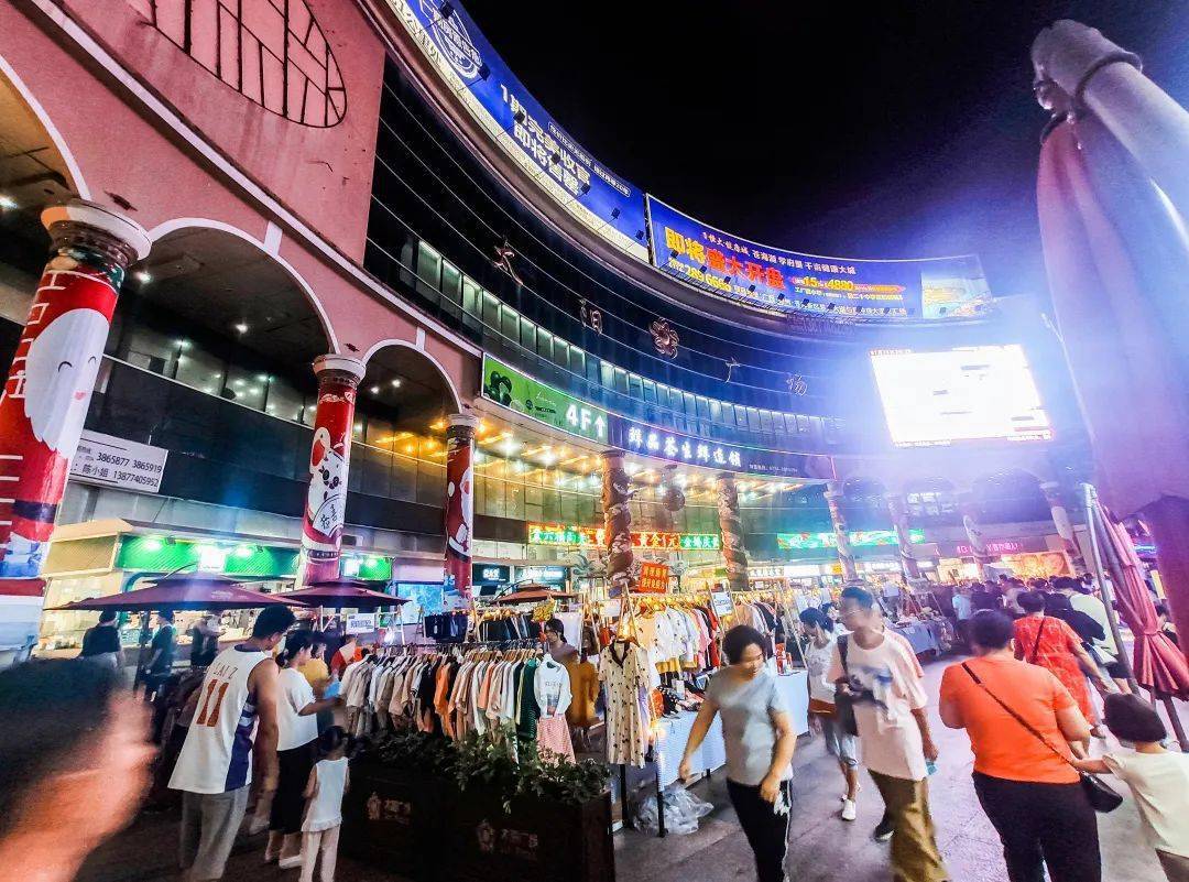 梧州开放【地摊经济】,太阳广场,旺城,潘塘公园…夜市热闹非凡!