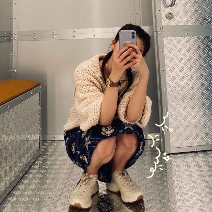 对镜自拍 | 魔镜魔镜 请告诉我谁是最能带货的女明星?