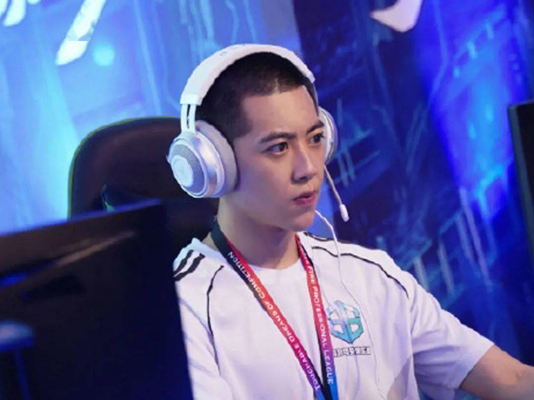 穿越火线网剧丨continue战队的制胜法宝