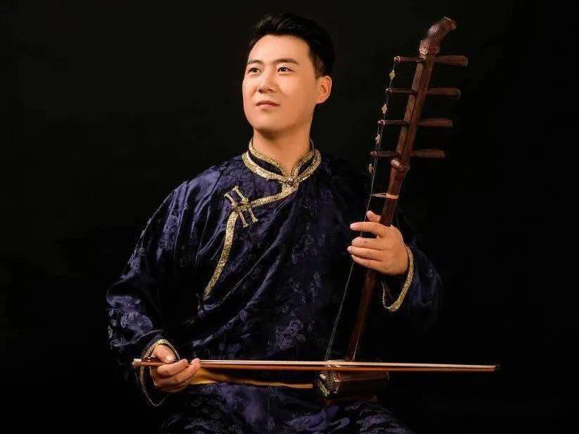 关注关于举办非遗文化传承科右中旗首届青少年乌力格尔培训班的通知