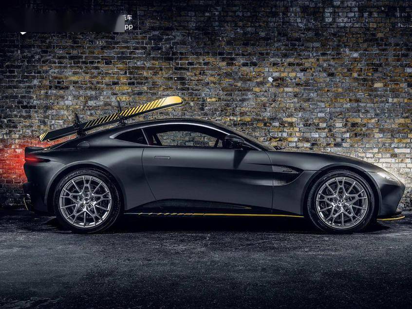 阿斯顿·马丁推两款007特别版 邦德座驾