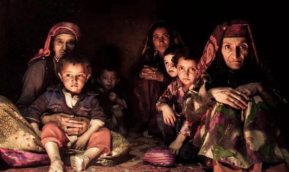 【年度评片会】第7期征稿题目《群像》_摄影