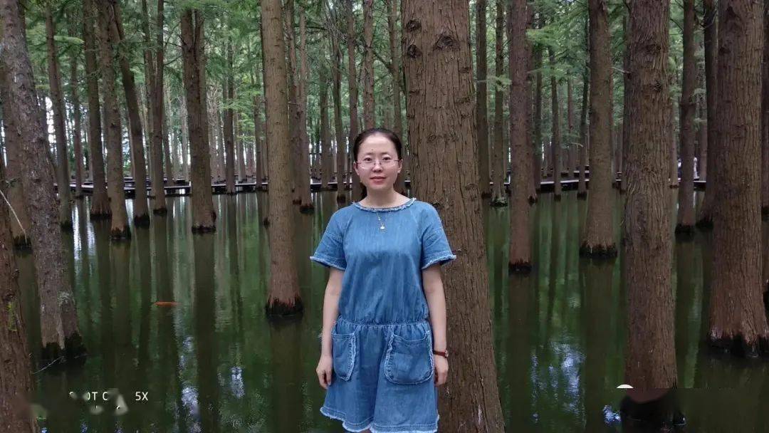 燕飞霞: 希望对方 责任心强