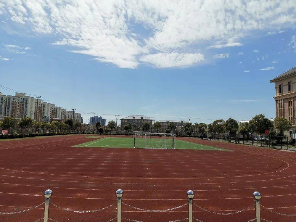 从小学起步打造赛场胜者上海竞体中心与裕安小学教育委托签约