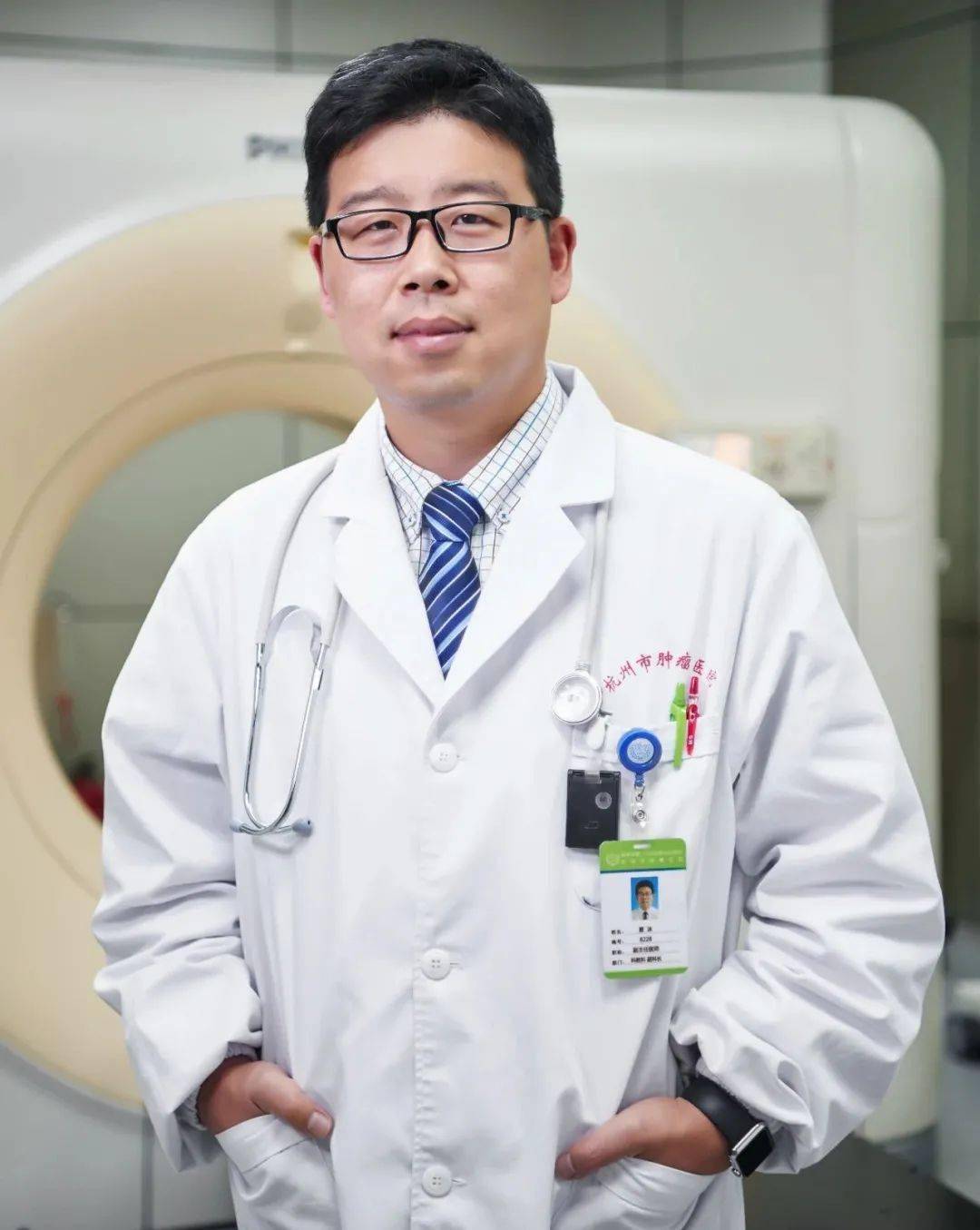 夏冰,主任医师,硕士研究生导师,市肿瘤医院胸部肿瘤病区主任,复旦大学