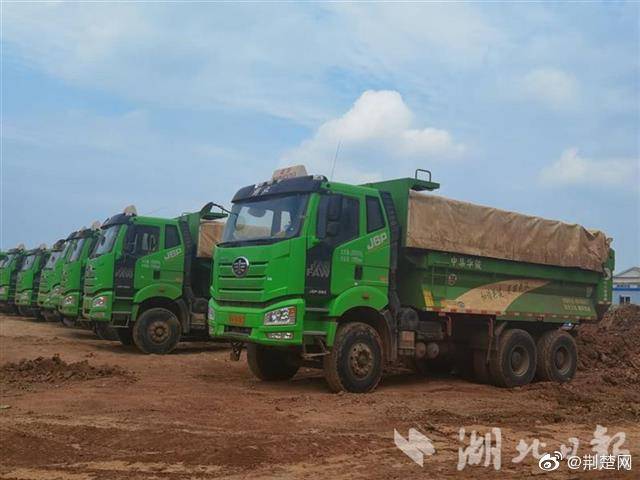 武汉试水工程渣土白天运输