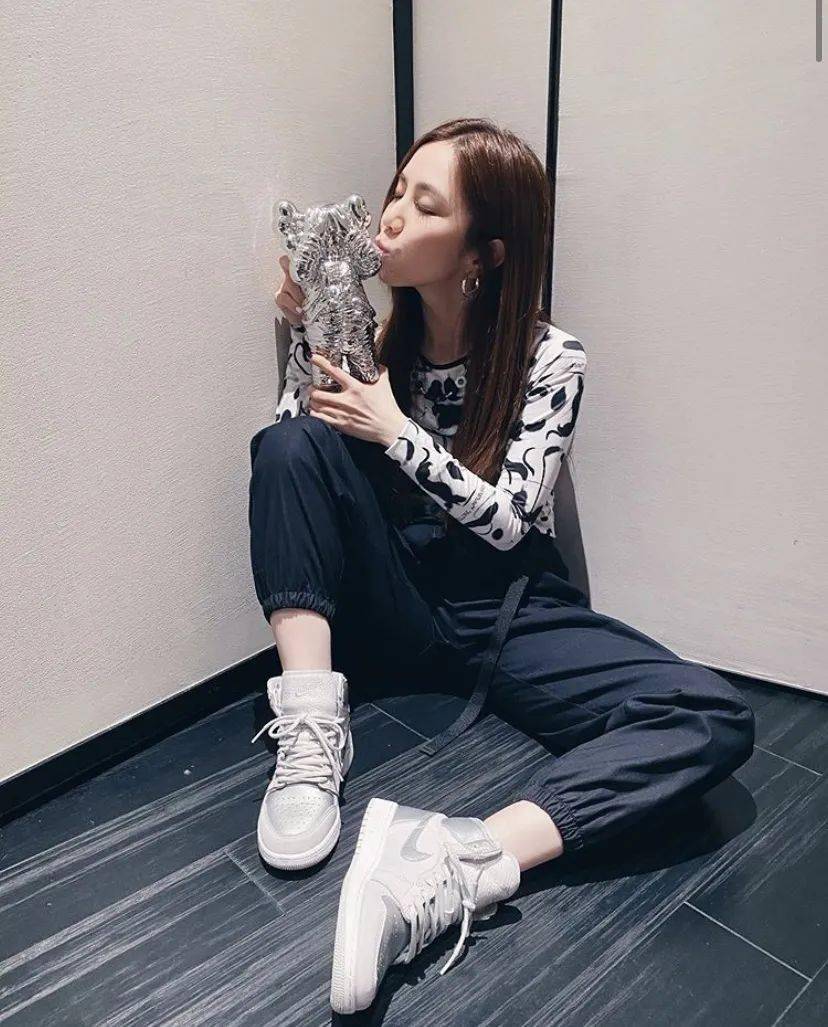 拥有冰激凌dunk的我却输给了一位50多岁的中年大叔