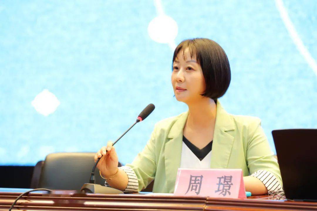 初见倾新很高兴遇见你吴淞中学2023届新生报到