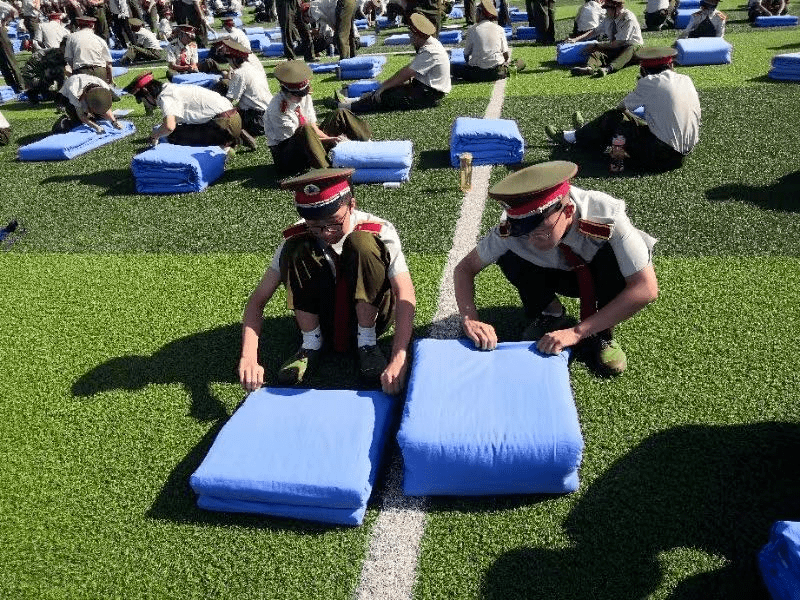 因时长受限→点此查看胜利一中军训完整长视频_东营