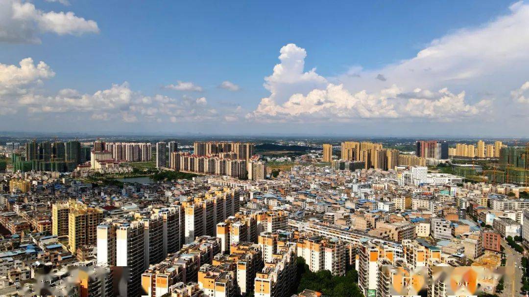 宾阳礼让斑马线让城市文明更有温度