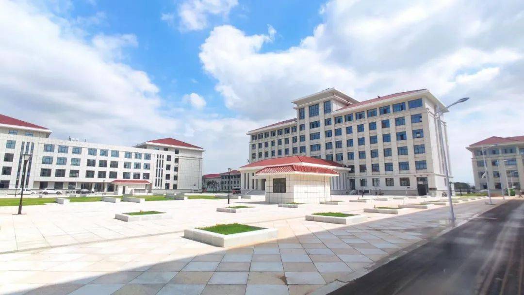 安阳新一中学高清大图!