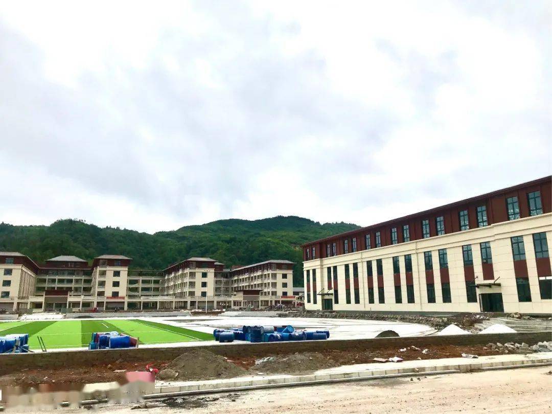 利川重点工程利川一中新校区最新照片来啦人杰地灵美若仙境