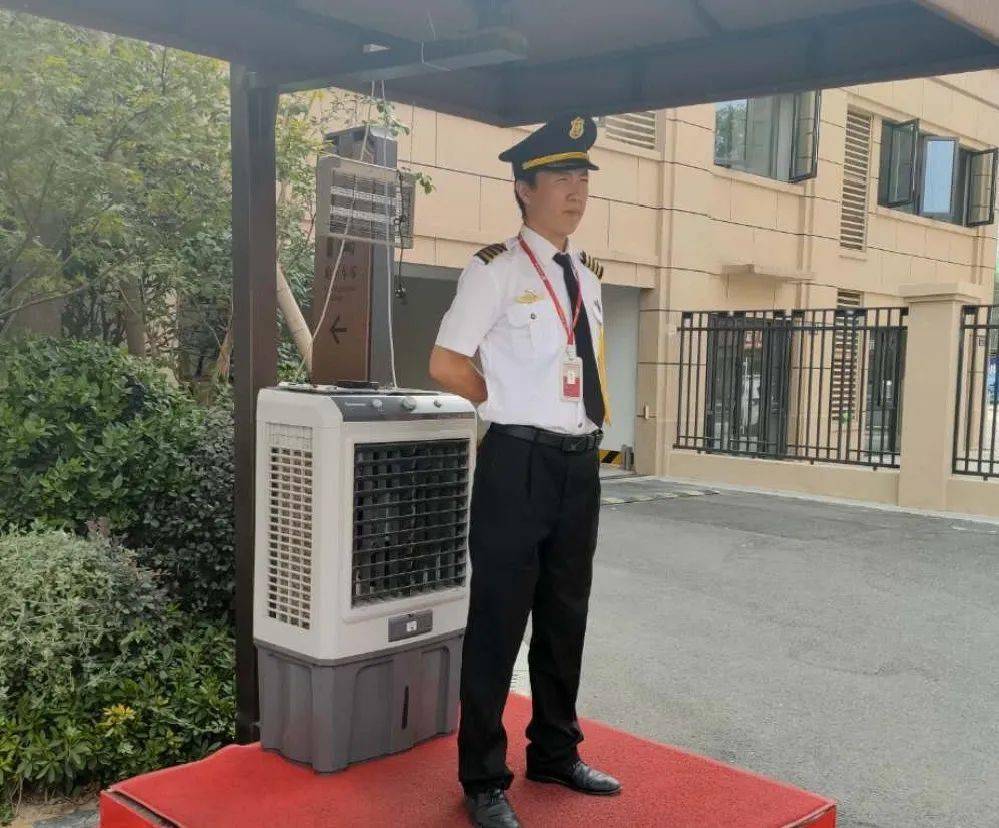 高温持续,中海物业人坚守不退!_本职工作