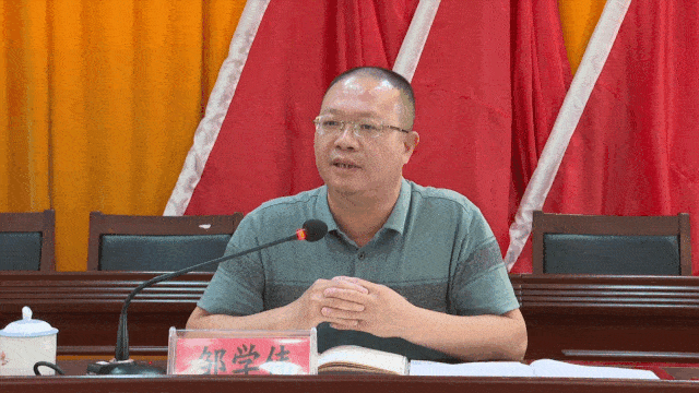 县委常委,常务副县长邹学伟,县政府党组成员,冠豸山