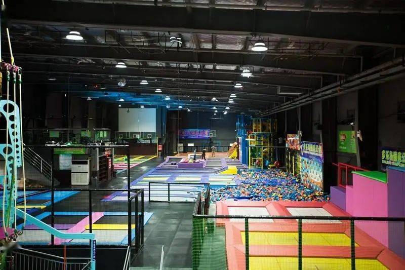 上海多乐岛蹦床(宝山,浦东两店通用)