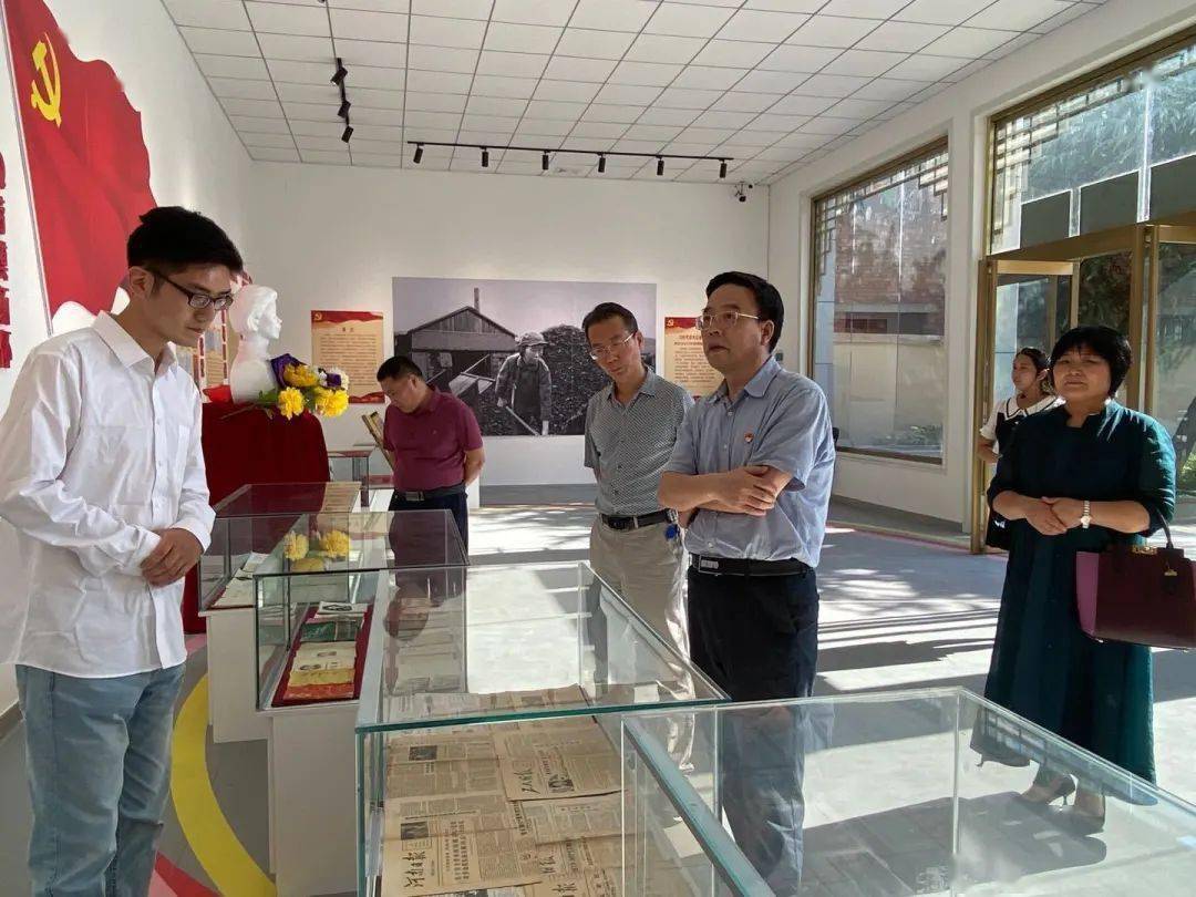 杜中岳调研赵春娥纪念馆改造提升工作