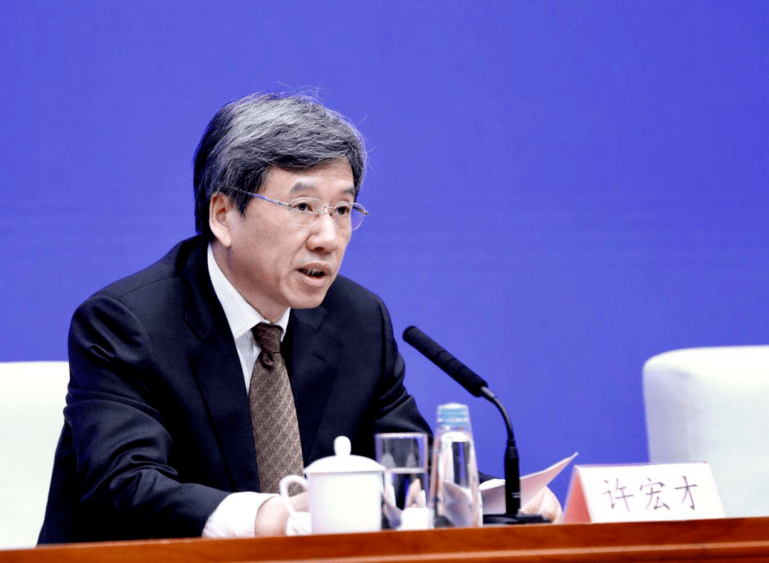 许宏才认真贯彻落实预算法实施条例深入推进预算管理制度改革