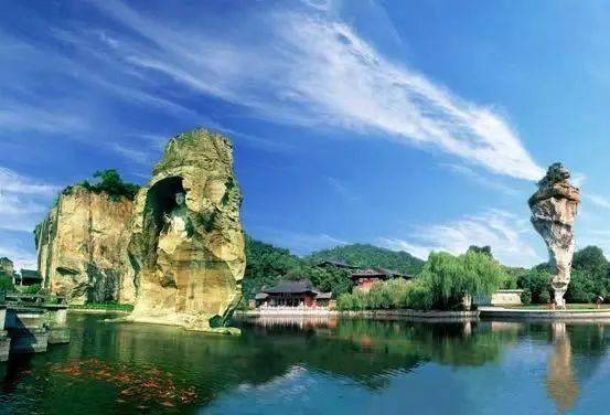 浙江绍兴鲁迅故里柯岩鉴湖兜率天宫安昌古镇休闲二日游